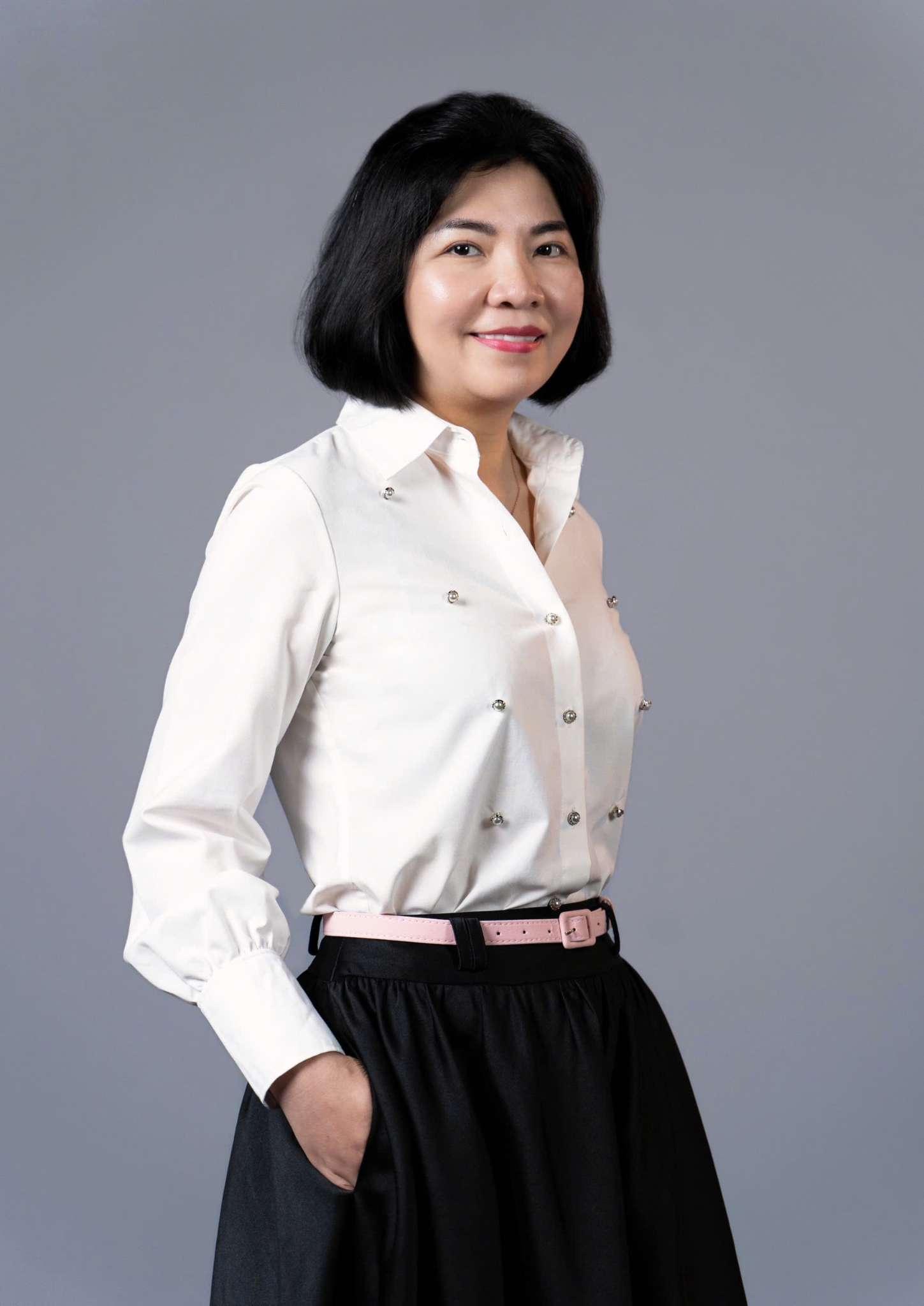 Lê Thị Hồng Nhung, Quản Lý Bán Hàng